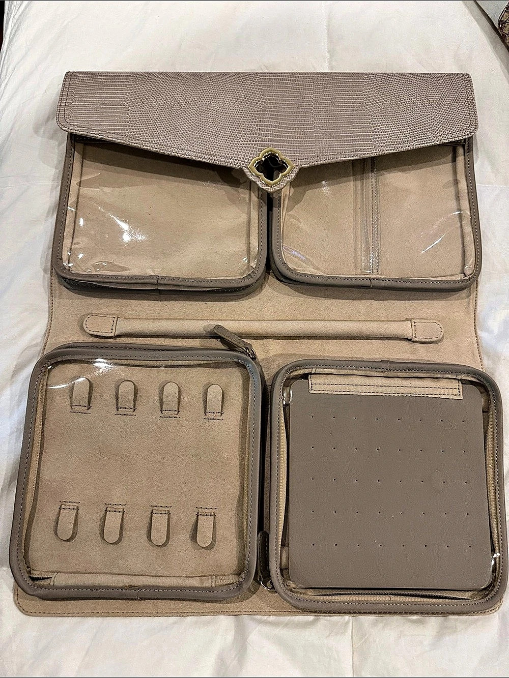 Kendra Scott Travel Jewelry Organizer Roll in Beige